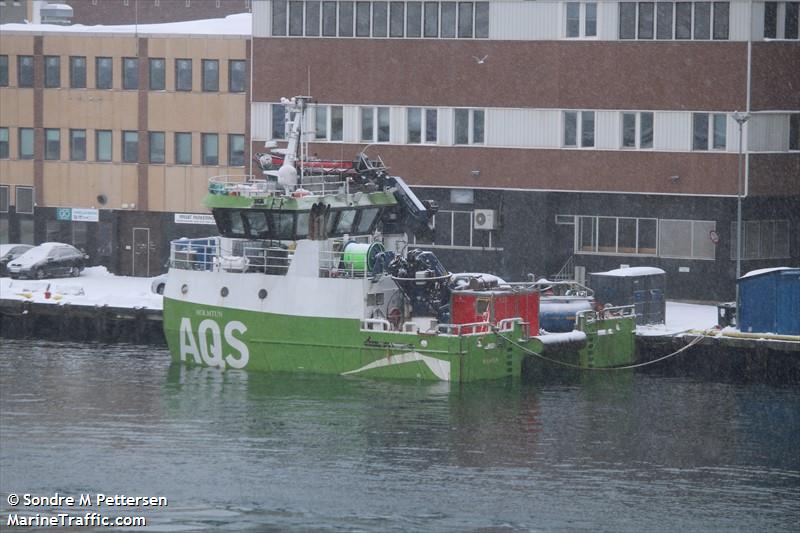 holmtun (Diving ops) - IMO , MMSI 257771600, Call Sign LG8930 under the flag of Norway