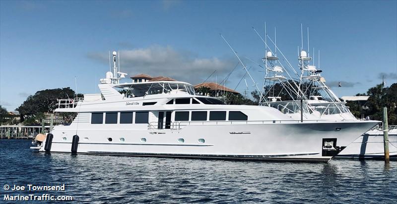 island vibe (Pleasure craft) - IMO , MMSI 538071117, Call Sign V7QE4 under the flag of Marshall Islands