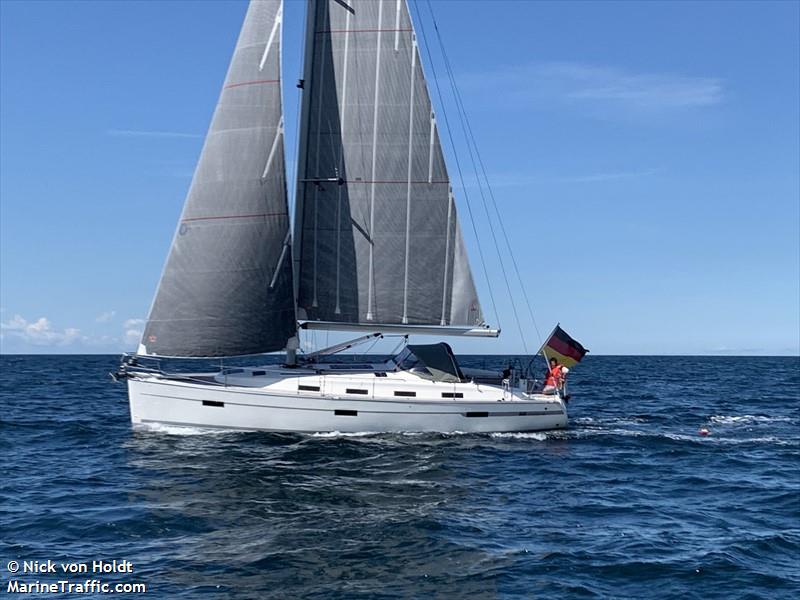 grosser bengel (Pleasure craft) - IMO , MMSI 211537610, Call Sign DJ4870 under the flag of Germany