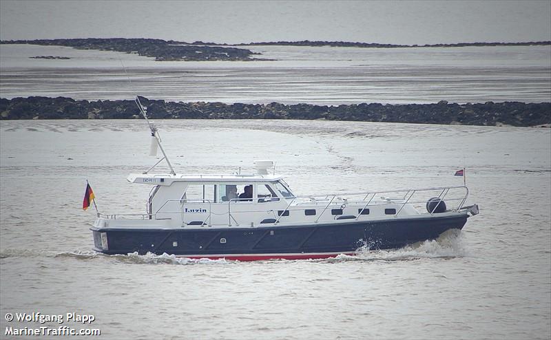 luzin (Pleasure craft) - IMO , MMSI 211730430, Call Sign DH9177 under the flag of Germany