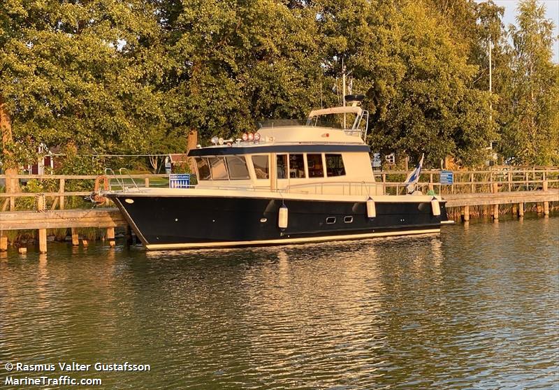 oselma (Pleasure craft) - IMO , MMSI 265572750, Call Sign SA 8692 under the flag of Sweden