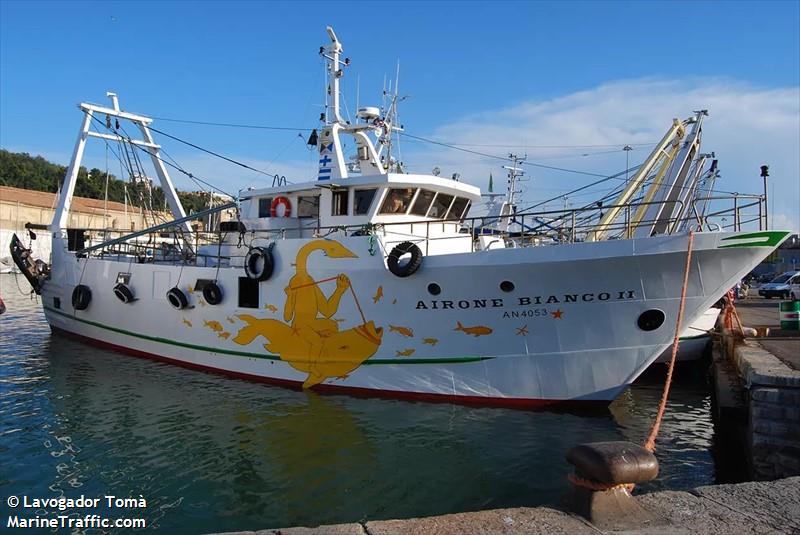 airone bianco ii (Fishing vessel) - IMO , MMSI 247081930, Call Sign IZXJ under the flag of Italy