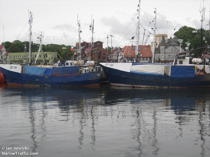 ust-122 (Fishing vessel) - IMO , MMSI 261006890, Call Sign SPK2218 under the flag of Poland