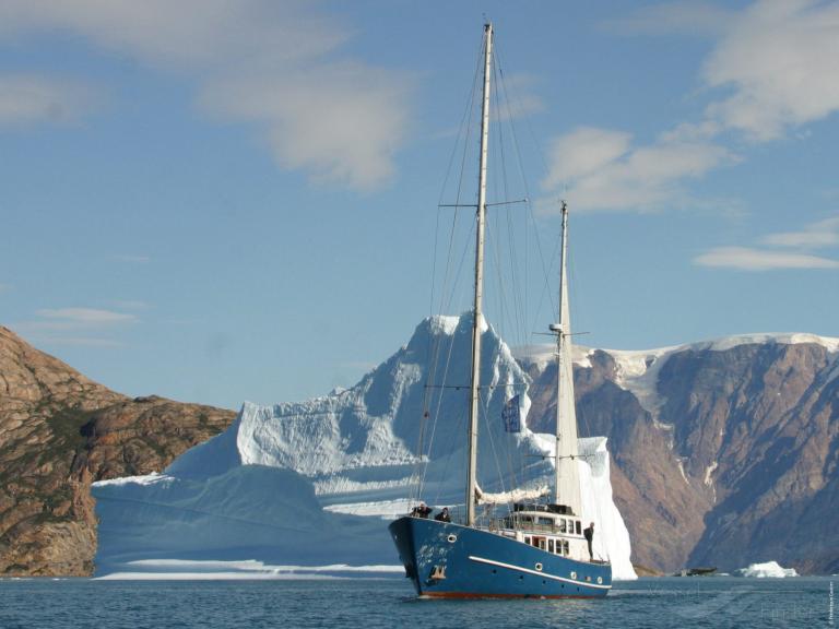 aztec lady (Sailing vessel) - IMO , MMSI 228384700 under the flag of France