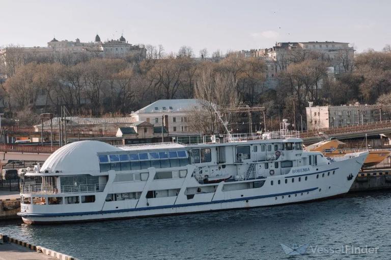 bohemia (Passenger ship) - IMO , MMSI 272134300 under the flag of Ukraine