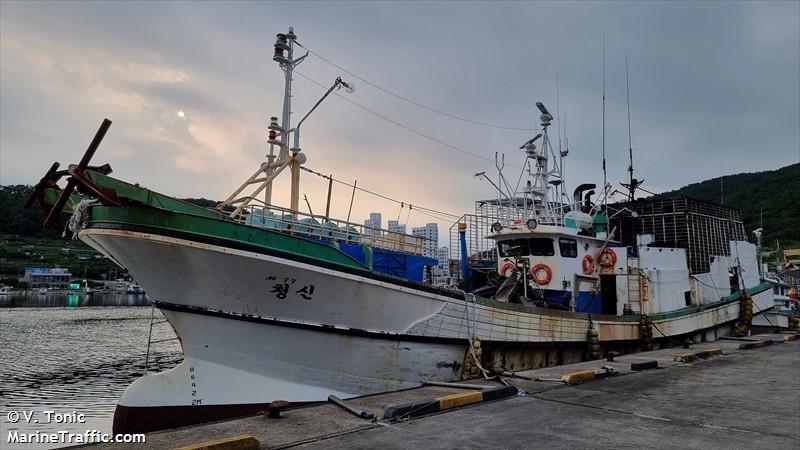 77 cheong sin ho (Unknown) - IMO , MMSI 440132230, Call Sign 317 under the flag of Korea