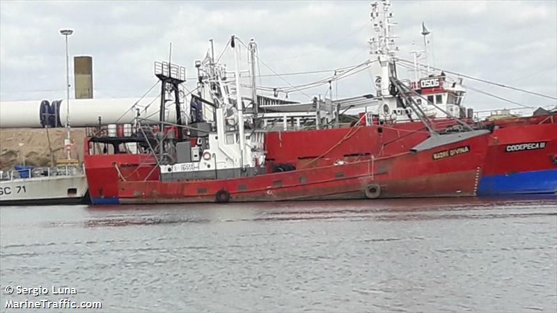 madre divina (Fishing Vessel) - IMO 7310686, MMSI 701000706, Call Sign LW 9590 under the flag of Argentina
