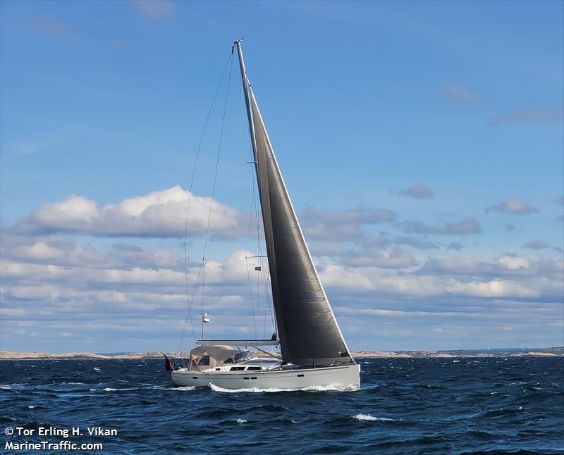 chica (Sailing vessel) - IMO , MMSI 211316030, Call Sign DIQL2 under the flag of Germany