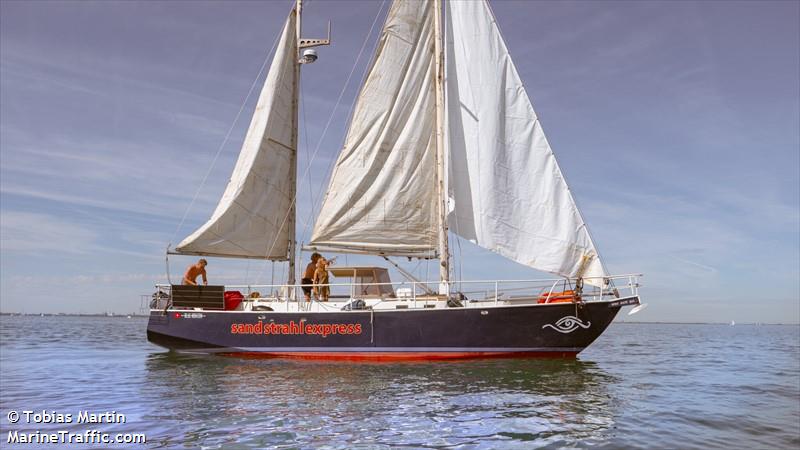 aber auch gut (Pleasure craft) - IMO , MMSI 211377720, Call Sign DD6889 under the flag of Germany