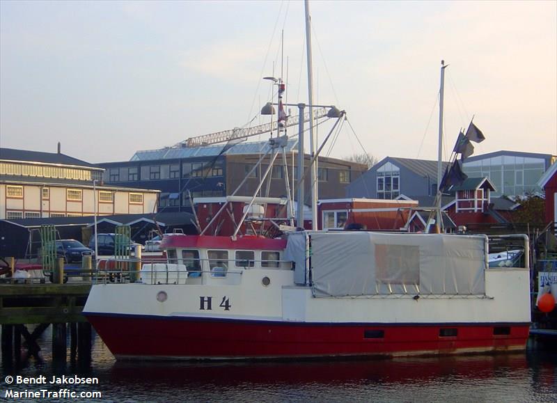 regina h4 (Fishing vessel) - IMO , MMSI 219002811, Call Sign OU6964 under the flag of Denmark