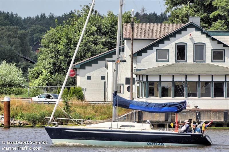 outlaw (Pleasure craft) - IMO , MMSI 244026201, Call Sign PH9940 under the flag of Netherlands