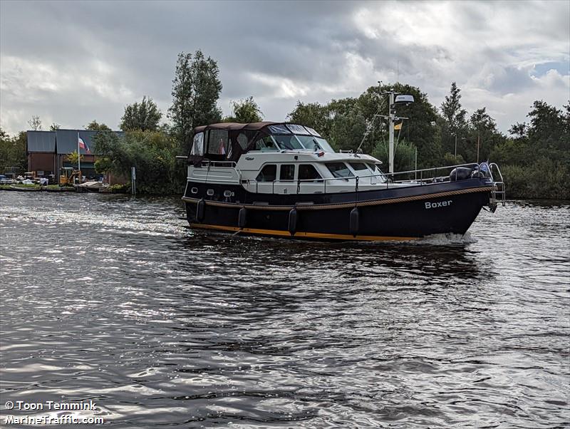 boxer (Pleasure craft) - IMO , MMSI 244870422, Call Sign PC6502 under the flag of Netherlands
