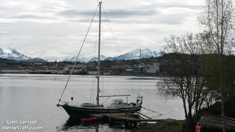 sy amanda (Sailing vessel) - IMO , MMSI 257558910 under the flag of Norway