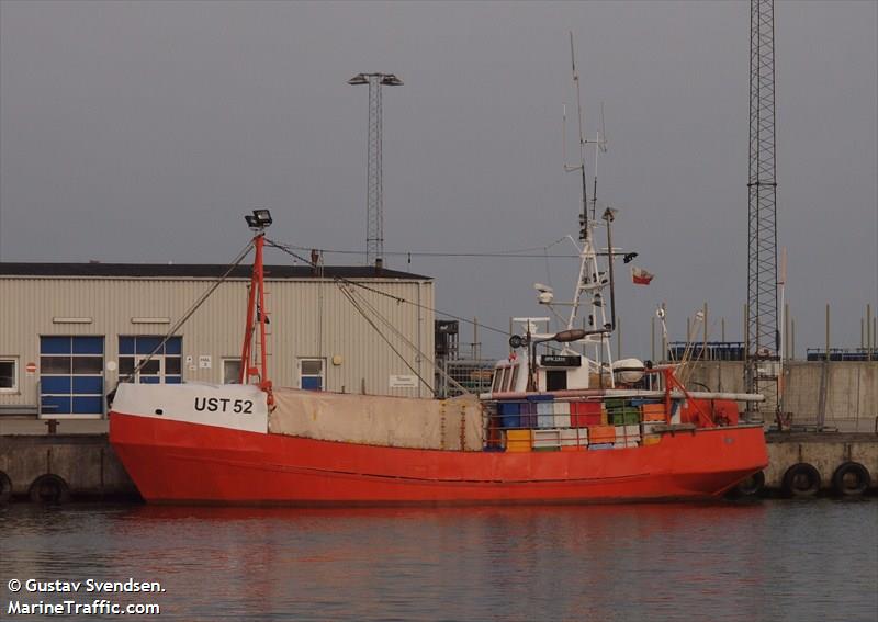 ust-52 (Fishing vessel) - IMO , MMSI 261000970, Call Sign SPK2330 under the flag of Poland
