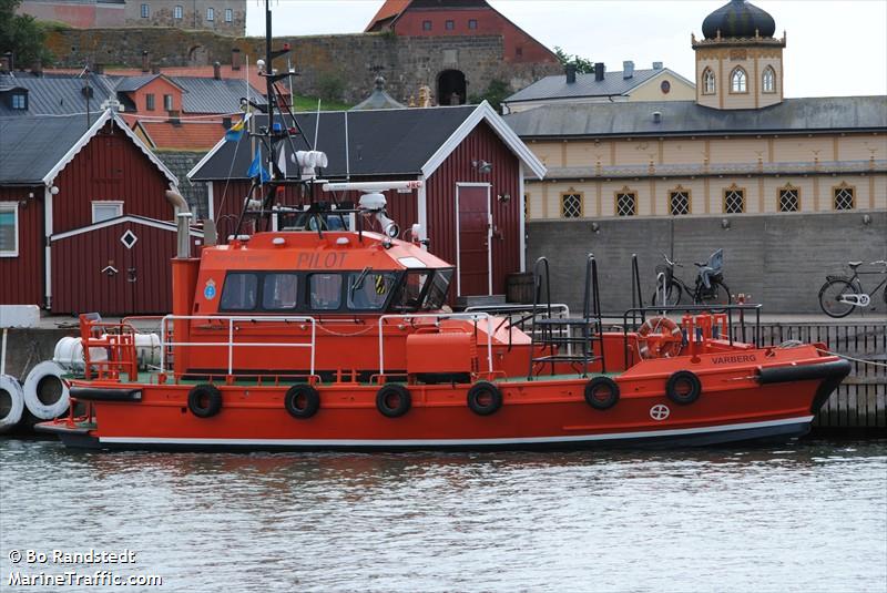 pilot 113 se (Pilot) - IMO , MMSI 265511440, Call Sign SKGZ under the flag of Sweden