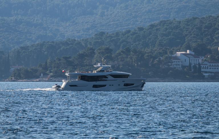 evelyn (Pleasure craft) - IMO , MMSI 270706000, Call Sign OL5808 under the flag of Czech Rep