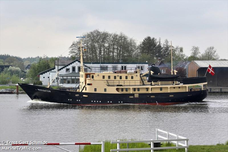 navigator (Training Ship) - IMO 5248126, MMSI 219007898, Call Sign OZIW under the flag of Denmark