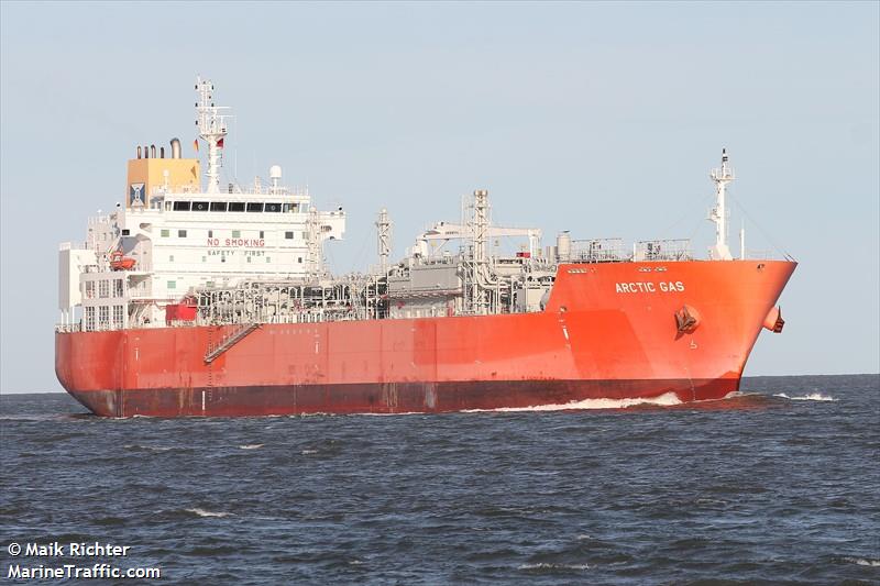 arctic gas (LPG Tanker) - IMO 9745512, MMSI 219025000, Call Sign OWEX2 under the flag of Denmark