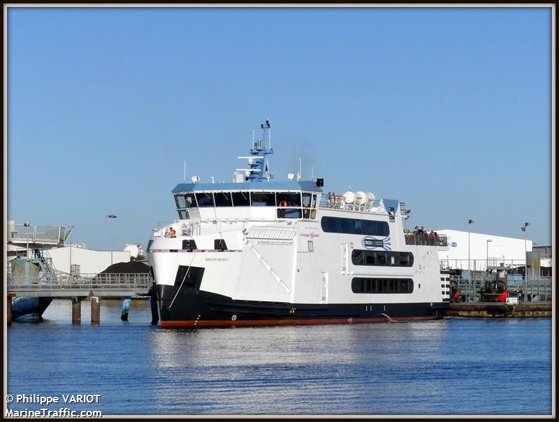 breizh nevez 1 (Passenger/Ro-Ro Cargo Ship) - IMO 9835252, MMSI 227823520, Call Sign FAE8975 under the flag of France