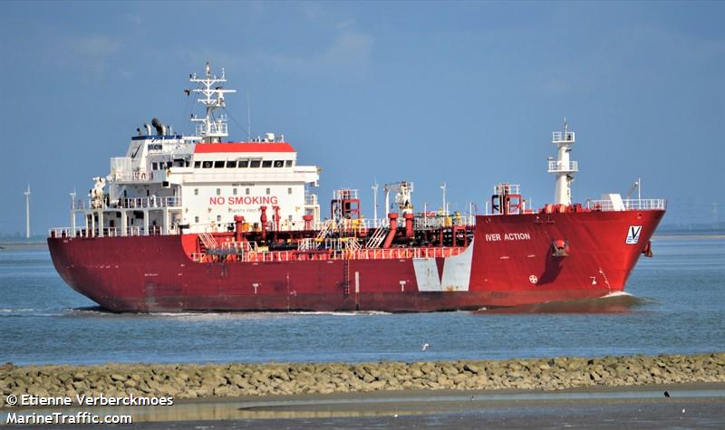 iver action (Bitumen Tanker) - IMO 9507984, MMSI 236629000, Call Sign ZDNR2 under the flag of Gibraltar