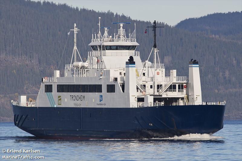 trondheim (Passenger/Ro-Ro Cargo Ship) - IMO 9018634, MMSI 257015700, Call Sign LGEF under the flag of Norway