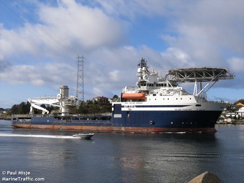 island frontier (Well Stimulation Vessel) - IMO 9249520, MMSI 258866000, Call Sign LAYE5 under the flag of Norway