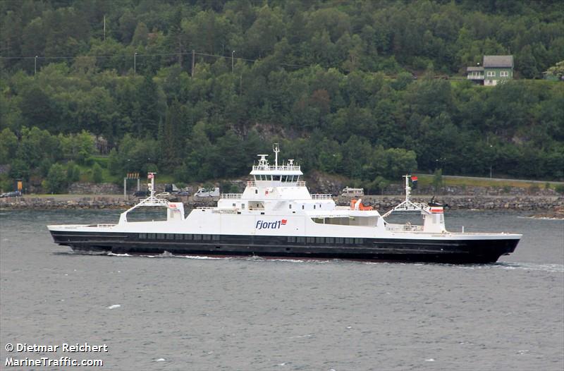 norangsfjord (Passenger/Ro-Ro Cargo Ship) - IMO 9521722, MMSI 259677000, Call Sign LEKN under the flag of Norway