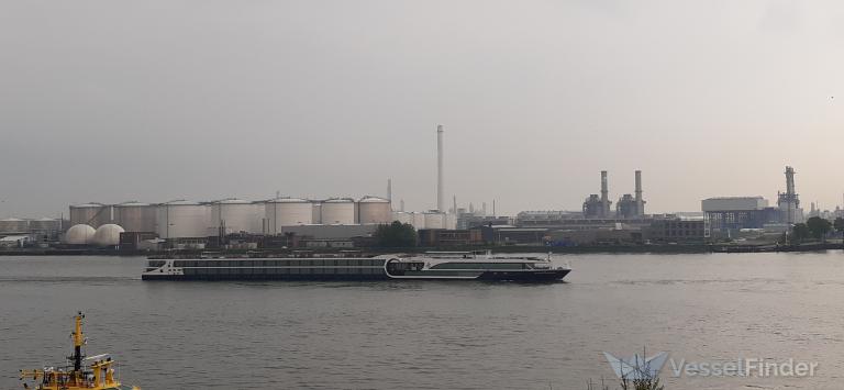 avalon panorama (Passenger ship) - IMO , MMSI 269057371, Call Sign HE4 under the flag of Switzerland