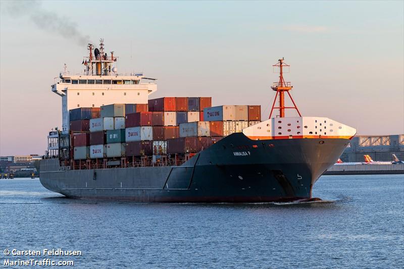 annalisa p (Container Ship) - IMO 9437141, MMSI 305313000, Call Sign V2QC8 under the flag of Antigua & Barbuda