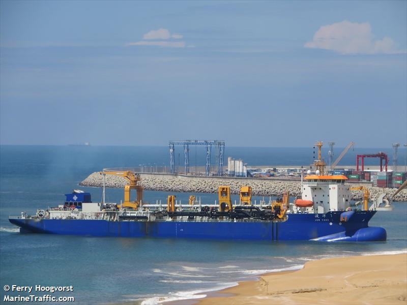 jun yang 1 (Hopper Dredger) - IMO 9714472, MMSI 413487270, Call Sign BSPS under the flag of China