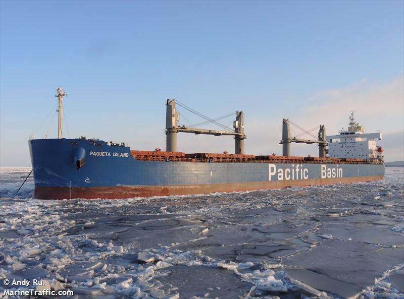 paqueta island (Bulk Carrier) - IMO 9440930, MMSI 477333300, Call Sign VRQO8 under the flag of Hong Kong