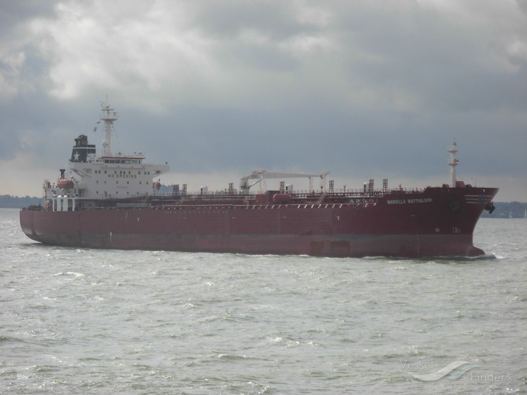 pro trader (Chemical/Oil Products Tanker) - IMO 9232022, MMSI 477615500, Call Sign VRTG3 under the flag of Hong Kong