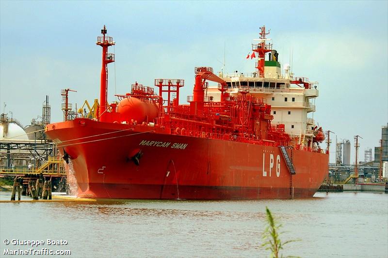 bts capella (Chemical/Oil Products Tanker) - IMO 9512111, MMSI 563219000, Call Sign 9V3879 under the flag of Singapore