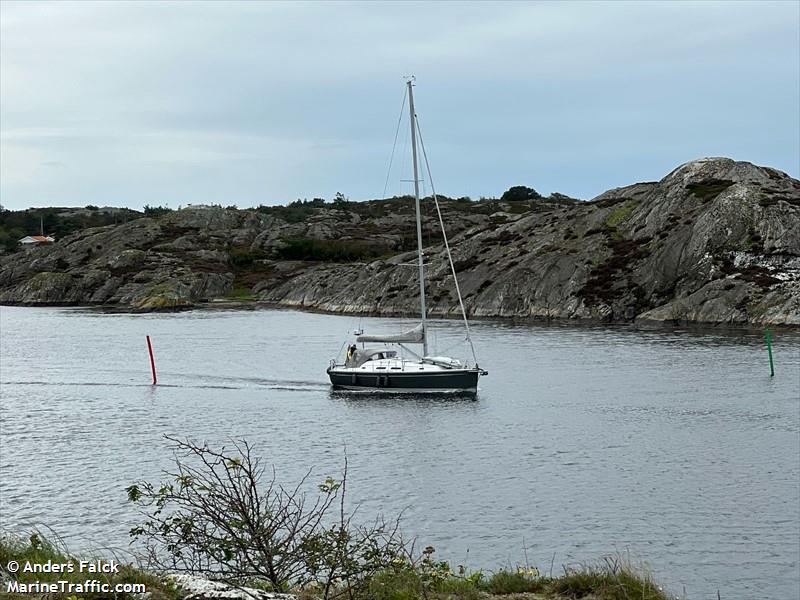 more about (Sailing vessel) - IMO , MMSI 265765750, Call Sign SA9123 under the flag of Sweden
