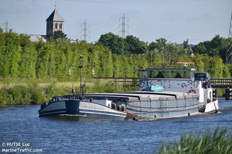 bully (Cargo ship) - IMO , MMSI 205412090, Call Sign OT4120 under the flag of Belgium
