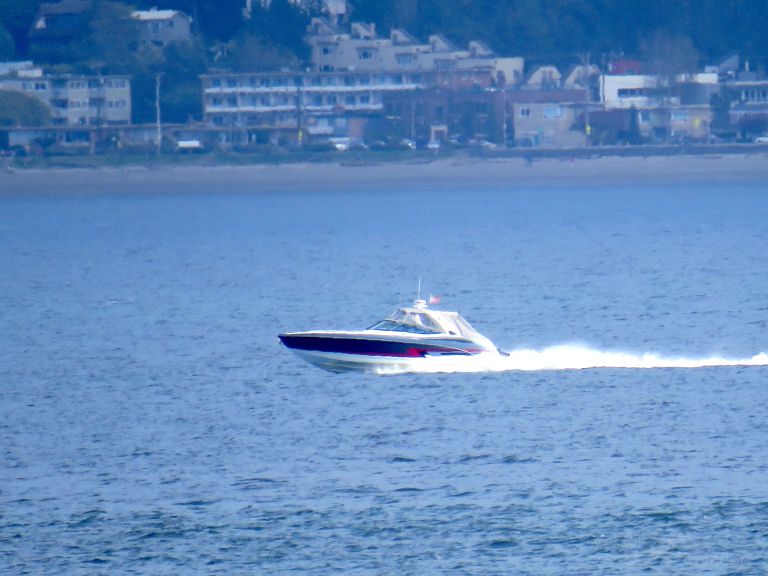 wave runner (Pleasure craft) - IMO , MMSI 338222121 under the flag of USA