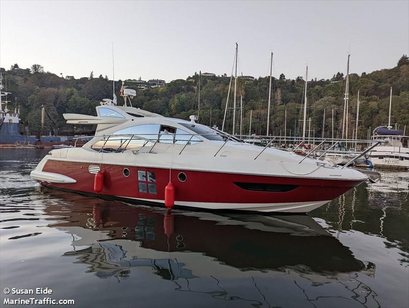 why not (Pleasure craft) - IMO , MMSI 338361788, Call Sign 1227128 under the flag of USA
