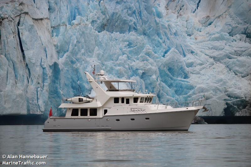r tidewalker (Pleasure craft) - IMO , MMSI 316258000, Call Sign CFA2409 under the flag of Canada