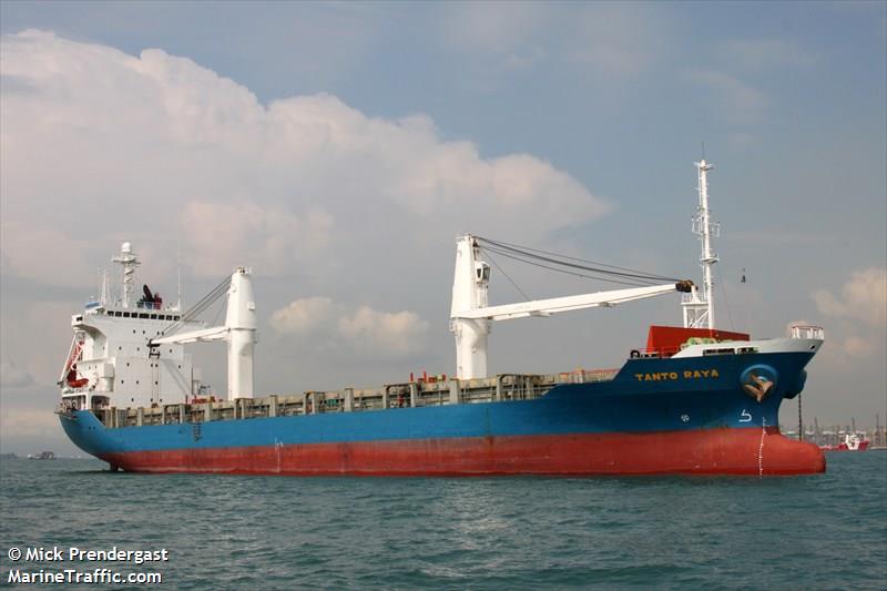 tanto raya (Container Ship) - IMO 9167526, MMSI 525013018, Call Sign POET under the flag of Indonesia