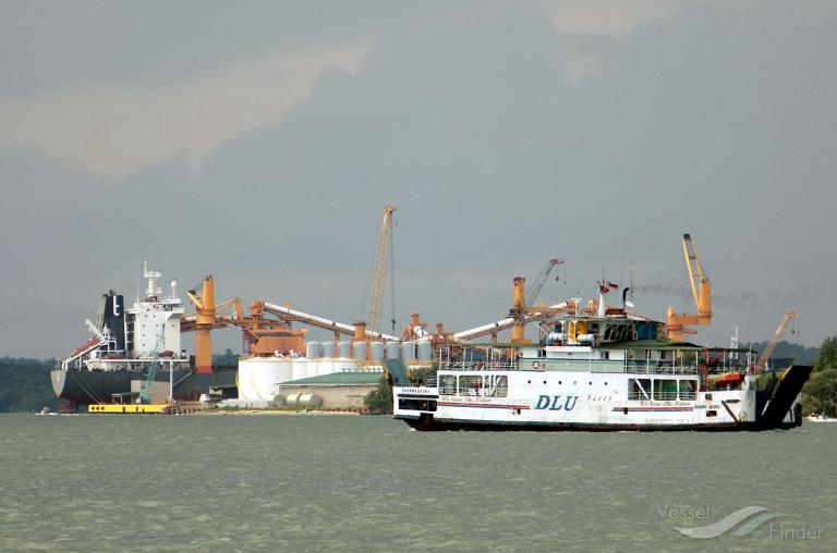 kmp.dharma badra (Passenger/Ro-Ro Cargo Ship) - IMO 8864012, MMSI 525100430, Call Sign YB5123 under the flag of Indonesia