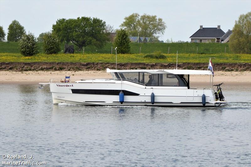 vissersboot (Pleasure craft) - IMO , MMSI 244002400, Call Sign PF6930 under the flag of Netherlands
