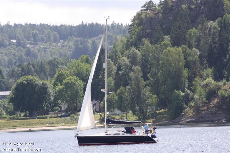 sea lion (Pleasure craft) - IMO , MMSI 244090200, Call Sign PF2213 under the flag of Netherlands