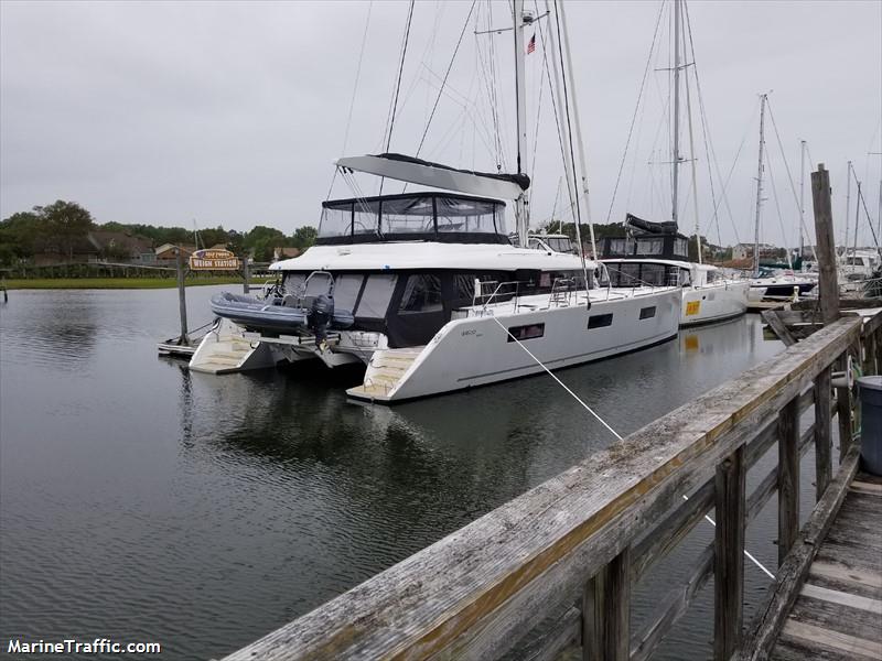 oculus (Pleasure craft) - IMO , MMSI 319135200, Call Sign ZGHN4 under the flag of Cayman Islands