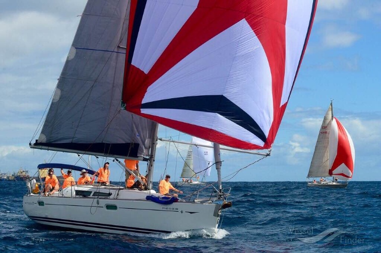 amancay solo sailor (Sailing vessel) - IMO , MMSI 224350770 under the flag of Spain