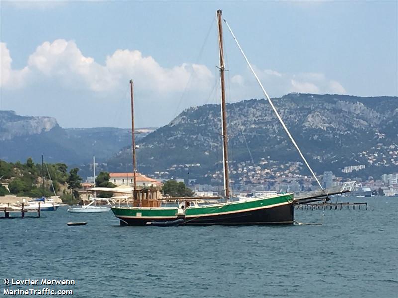vitruve (Pleasure craft) - IMO , MMSI 227565870, Call Sign FQ5645 under the flag of France
