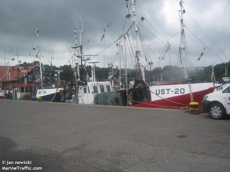 ust-20 (Fishing vessel) - IMO , MMSI 261002560, Call Sign SPK2002 under the flag of Poland