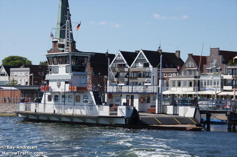 berlin (-) - IMO , MMSI 211513510, Call Sign DA3417 under the flag of Germany