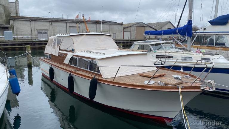 piraeus (Pleasure craft) - IMO , MMSI 219024210, Call Sign XPH3090 under the flag of Denmark