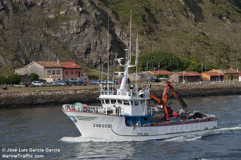 capricho de perceb. (Fishing vessel) - IMO , MMSI 224222770, Call Sign EA 8987 under the flag of Spain