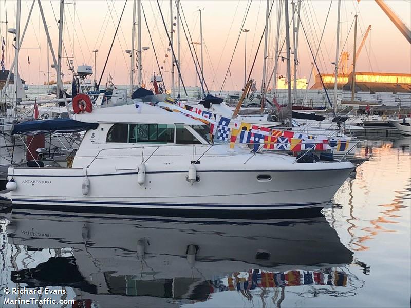 viking (Pleasure craft) - IMO , MMSI 232008219, Call Sign MBB08 under the flag of United Kingdom (UK)